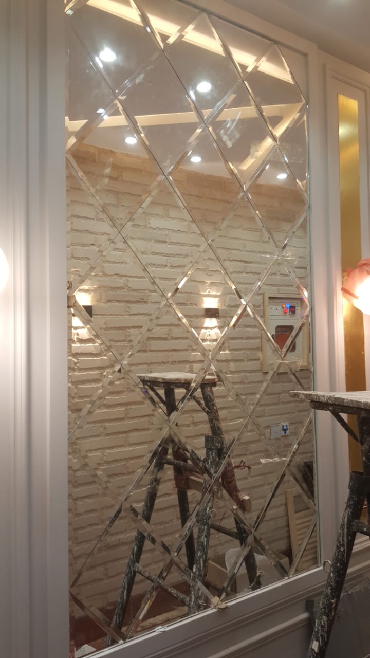 Mirror Wall